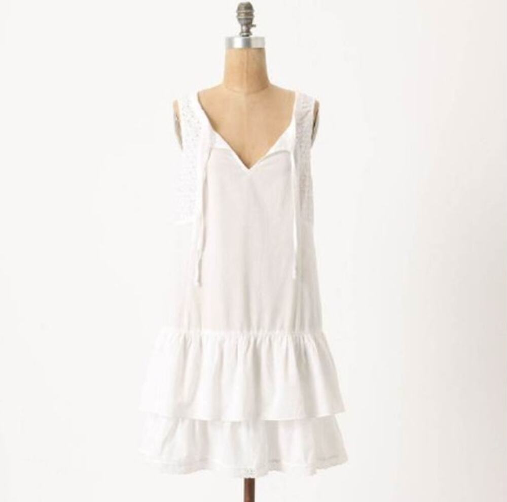 ANTHROPOLOGIE ELOISE White Eyelet Tiered Ruffle Dress Sz M Bridal Honeymoon LWD